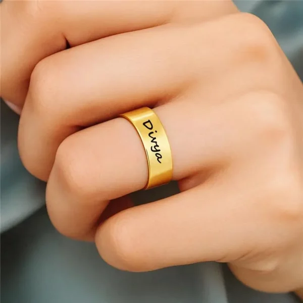 Custom Single Name Ring